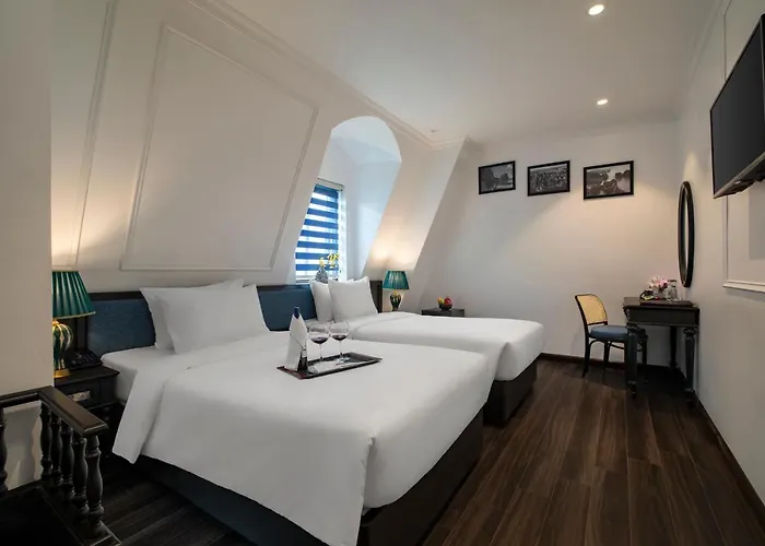 Essence Khách sạn